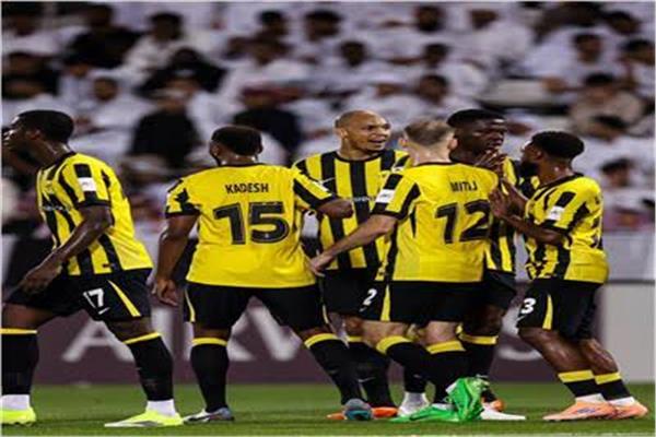 اتحاد جدة المنتشي يلتقي الفيحاء في الدوري السعودي