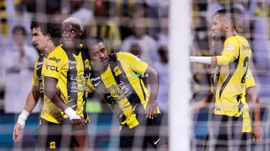 الاتحاد يكتسح الفيصلي بثلاثية ويخطف صدارة دوري روشن مؤقتاً