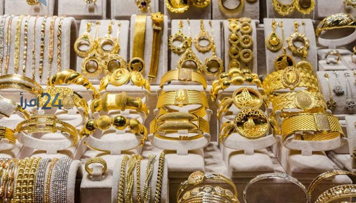 سعر الذهب عيار 21 في مصر اليوم يتجاوز 2026 جنيه والدولار يغير المعادلة