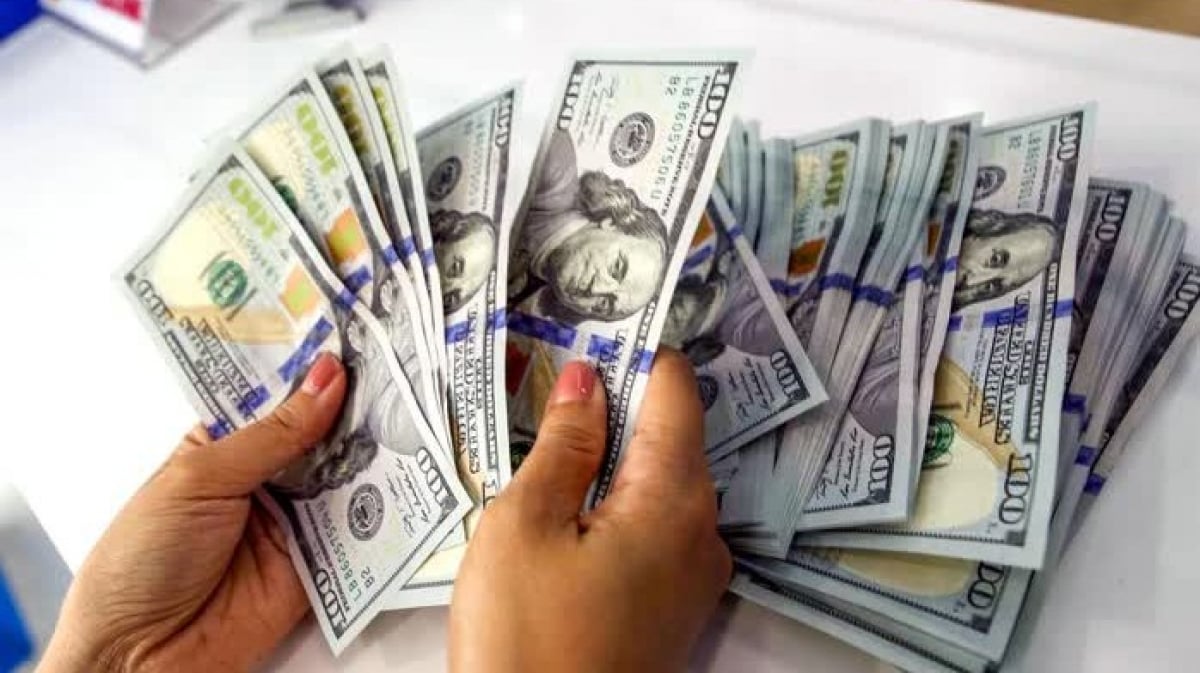 أسعار صرف العملات الأجنبية تواصل الاستقرار والدولار الأمريكي يحتفظ بموقعه مقابل العملات الرئيسية في 1 أكتوبر