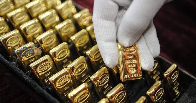 ارتفاع الذهب عند الإغلاق وسط تراجع كبير في أسعار الفضّة بأكثر من 1%