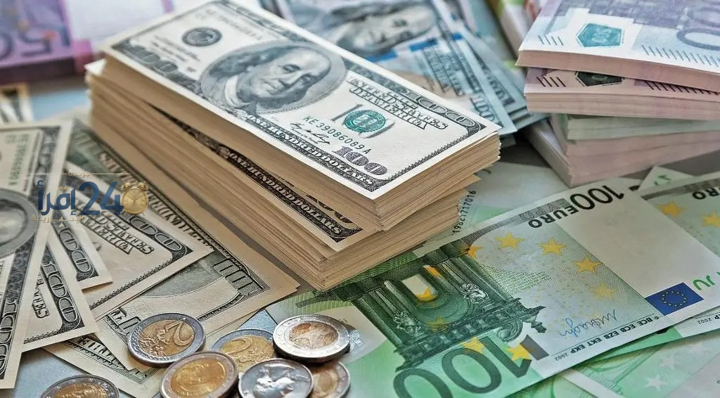 تباين أداء سوق العملات بين تقلبات الدولار واستقرار اليورو