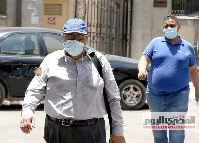 توقعات الطقس غدا تشير إلى رياح مثيرة للأتربة تضرب العديد من المدن وتحذر من ضرورة ارتداء الكمامات