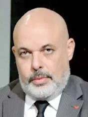 الدولار يدفع الذهب في مصر لتحقيق أعلى مستوى له منذ ثلاثة أسابيع رغم التراجع العالمي