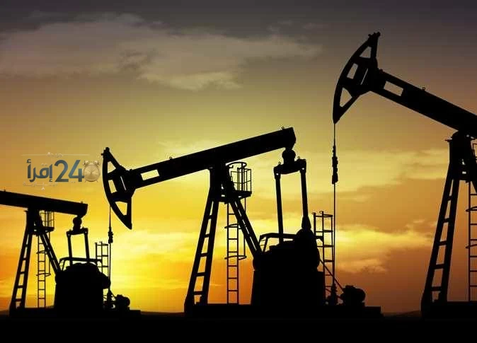 تراجع أسعار النفط عالمياً بعد قرار ترامب تعليق معظم العقوبات على روسيا