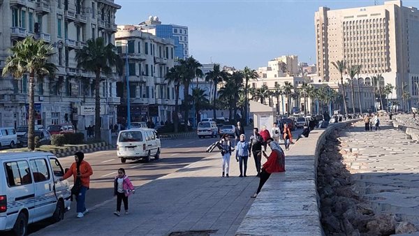 الأرصاد تكشف تفاصيل حالة الطقس غدًا الثلاثاء مع ارتفاع درجات الحرارة في النهار وشدة الحرارة في جنوب الصعيد