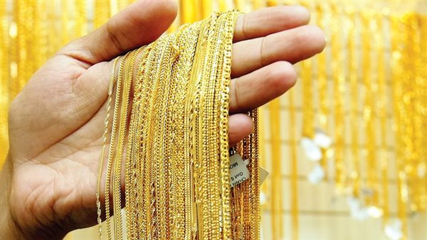 أسعار الذهب تتباين في الأسواق الإماراتية خلال تعاملات اليوم الخميس
