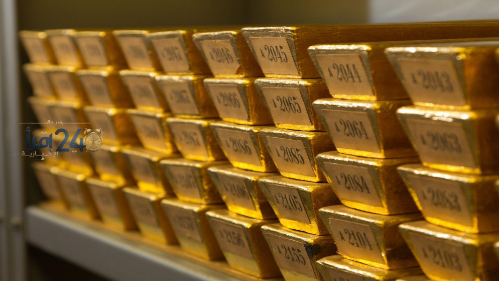 الذهب يتألق وسط تراجع أسعار النفط واستعداد المستثمرين لبيانات التضخم الأمريكية