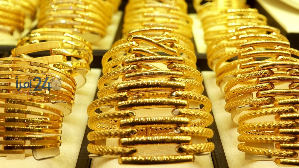 سعر الذهب عيار 21 في السوق المحلية يعادل 84 دينارا