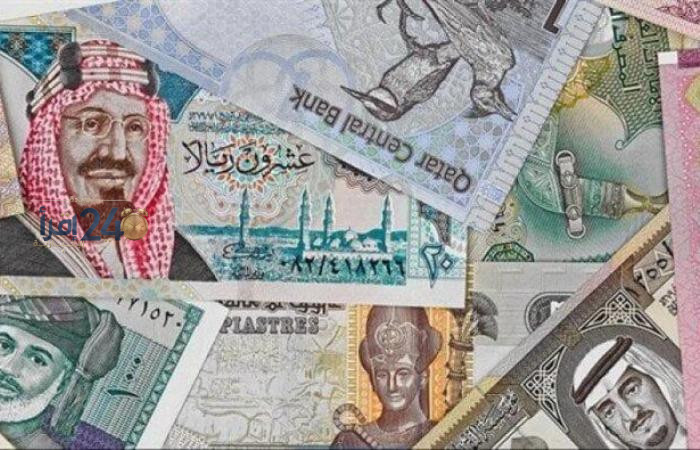 أسعار العملات العربية اليوم الجمعة 9 أكتوبر 2026 بين يديك سعر الريال العماني وملابس العملات الأخرى