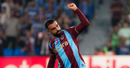 أوين يهاجم ليفربول ويسأل: كيف سمحوا لمحمد صلاح بالرحيل بعد أدائه المذهل