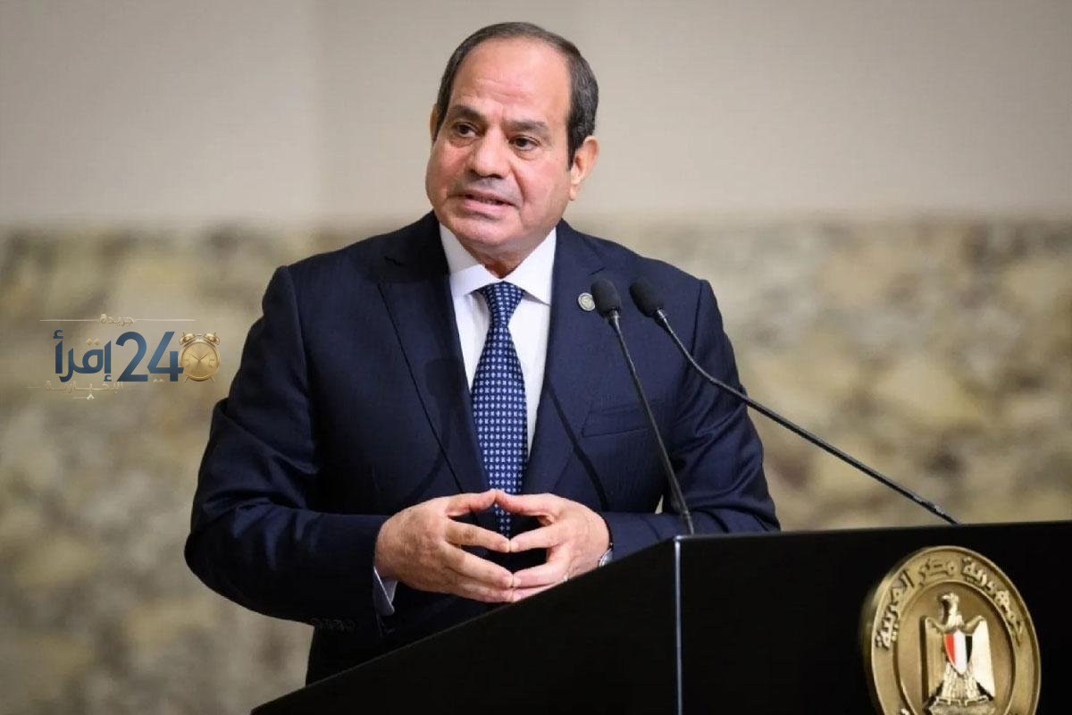 الرئيس السيسي يحذر من مخاطر الإفراط في استخدام الهواتف ومواقع التواصل الاجتماعي