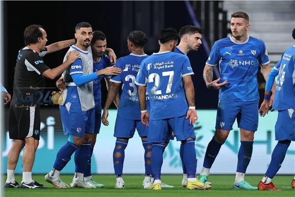 الهلال يعيد تصدر الدوري السعودي بعد فوز مثير على الحزم