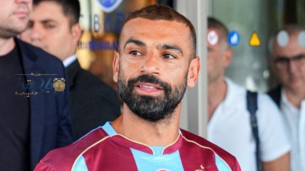 جيرارد يختار 4 أساطير في تاريخ ليفربول ويتوج محمد صلاح بين عظمائهم