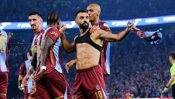 حكم مباراة سامسون وطرابزون يثير الجدل بتحكيمه في 20 ركلة جزاء خلال 49 مباراة بالدوري التركي