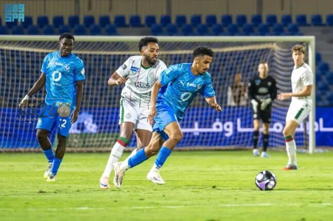 شاهد مباشرة مباراة نيوم والاتفاق في دوري روشن السعودي واللحظات الحاسمة