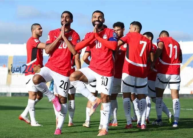 علاء نبيل يطالب باعتبار محمد صلاح جزءًا من الجهاز الفني لمنتخب مصر ويؤكد ضرورة احتضانه