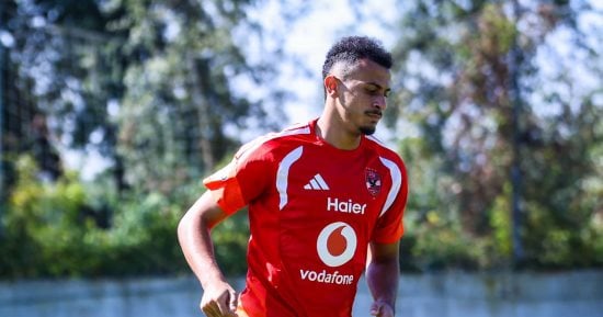 عمر الساعي يسجل أول أهدافه مع الأهلي بعد 16 مباراة في القميص الأحمر