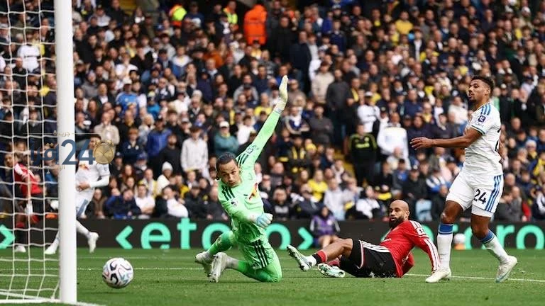 مانشستر يونايتد يتعرض لتعادل مخيب أمام ليدز في الدوري الإنجليزي ويواصل نزيف النقاط