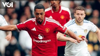 مايكل كريغ يعبّر عن خيبة أمله بعد فشل مانشستر يونايتد في تحقيق الفوز على ليدز