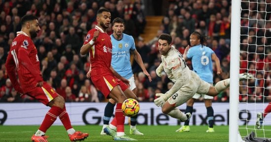 محمد صلاح يسطّر 13 هدفًا في مباراة ليفربول ضد مانشستر سيتي ويثبت قوته كأبرز ضحاياه