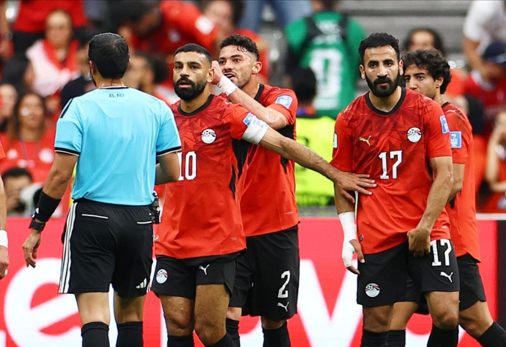 محمد صلاح يغيب عن حسابات منتخب مصر أمام جنوب إفريقيا ويعود إلى طرابزون بشكل مفاجئ