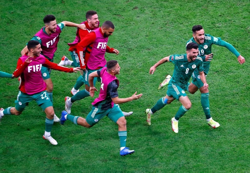 منتخب الجزائر يفاجئ الأهلي بهدية خاصة قبل المواجهة المرتقبة مع الزمالك في الدوري المصري