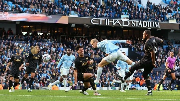 هالاند يحقق رقمًا قياسيًا أمام إيبسويتش تاون في الدوري الإنجليزي